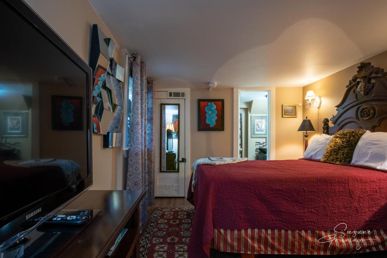 Red Bud Manor Inn Eureka Springs Extérieur photo