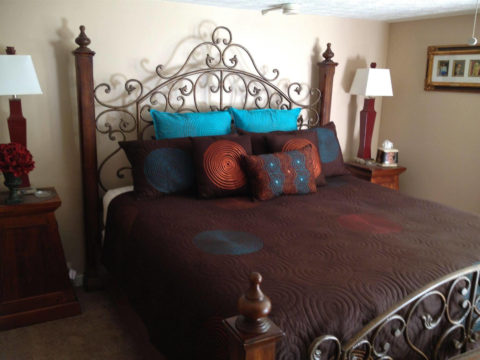 Red Bud Manor Inn Eureka Springs Extérieur photo