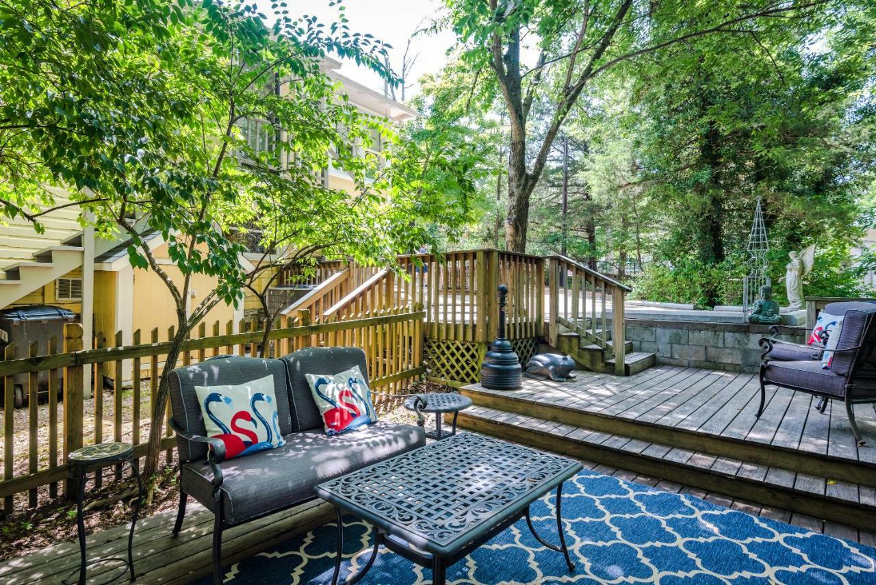 Red Bud Manor Inn Eureka Springs Extérieur photo